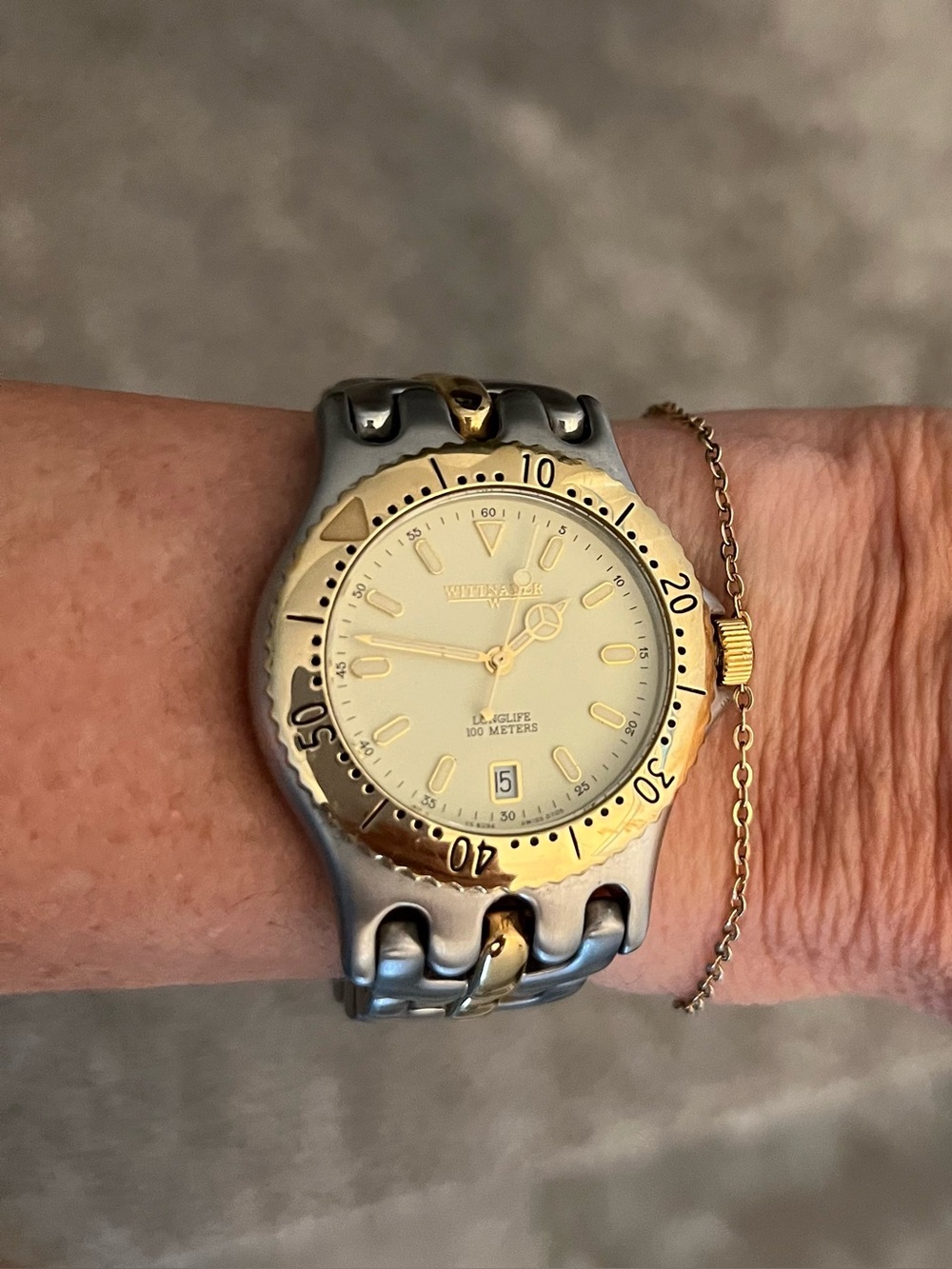 Wittnauer Two-Tone Gold & Silver Watch. Unisex GUC